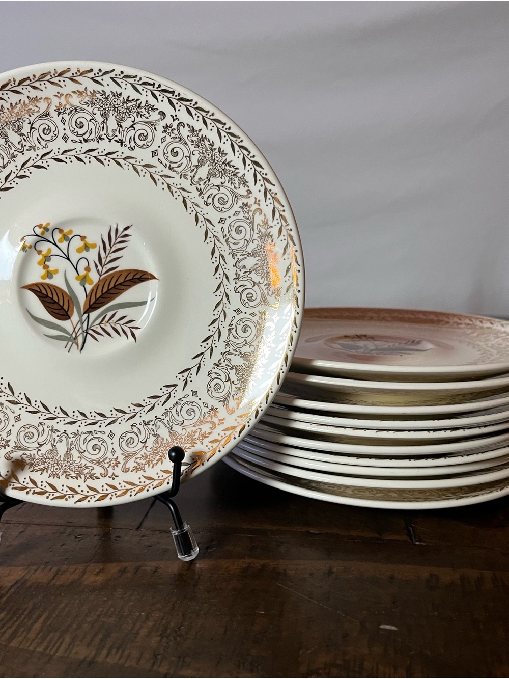 11-6” Cunningham and Pickett 22k gold-Trim Dinner Plate -